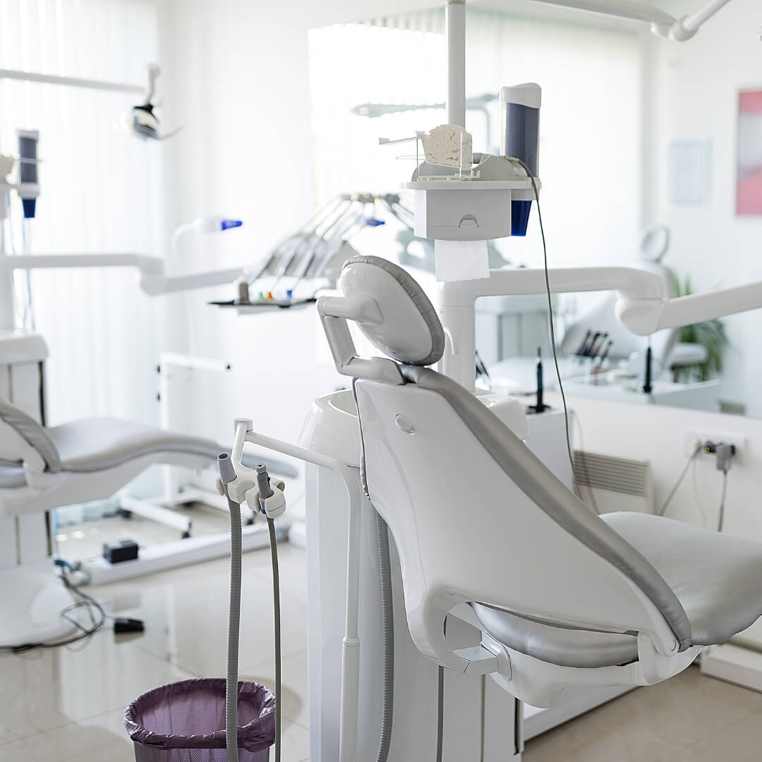 image of a dentist office